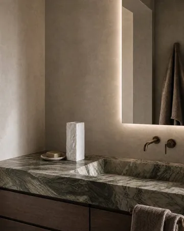 Carrara Edge marble vase - Small, 25 cm - Botané