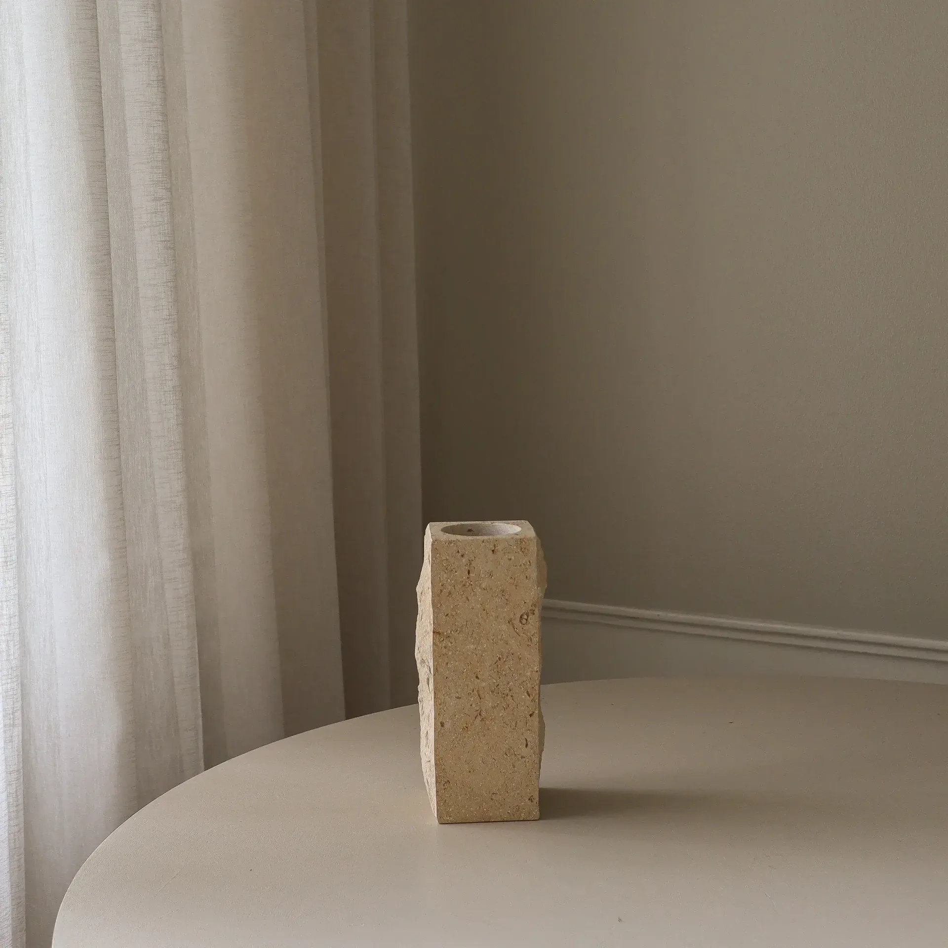 Limestone Edge marble vase, Small, 25 cm Botané