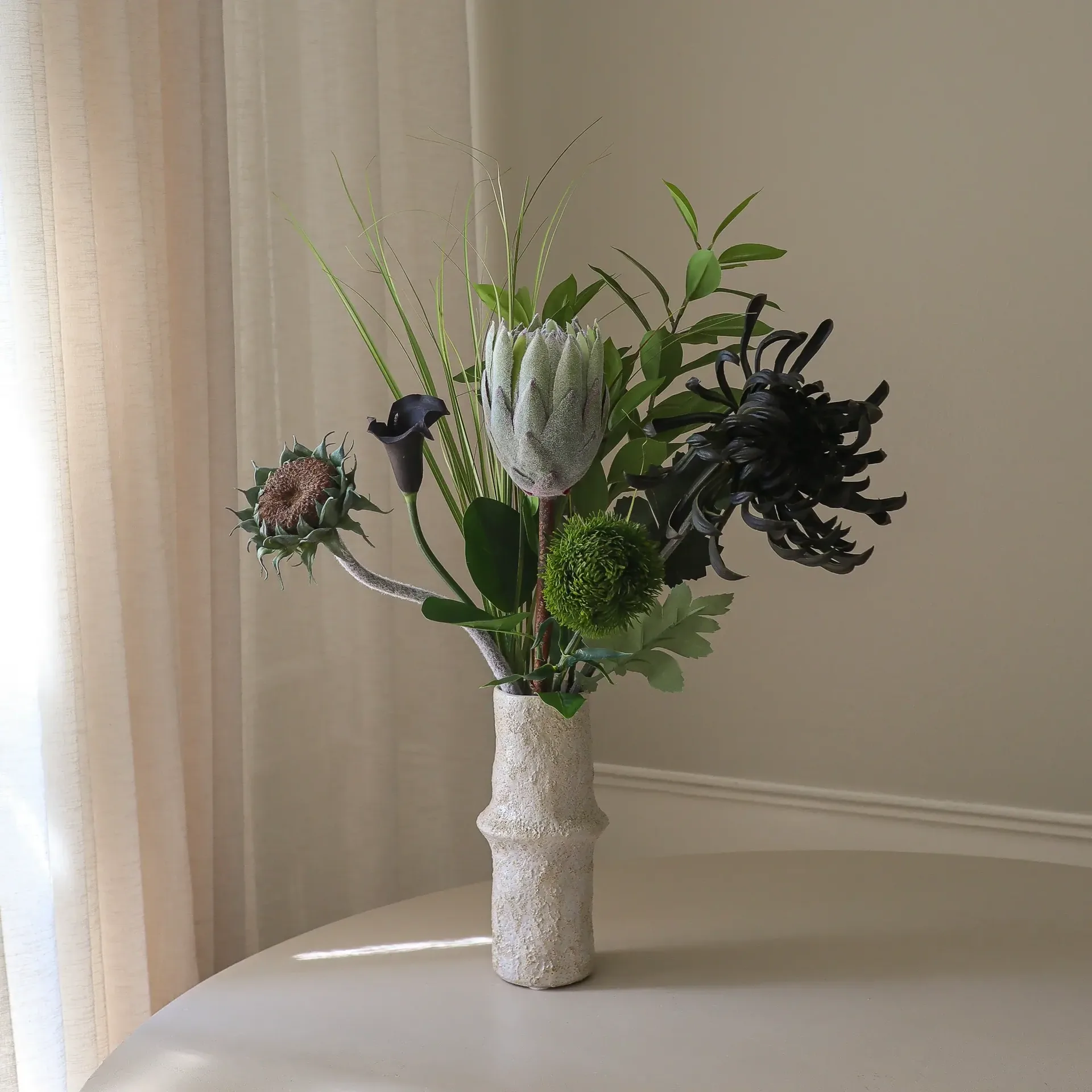 Midnight Wilderness artificial bouquet, Protea-chrysanthemum-calla-carnation, 78 cm, 7 pcs Botané