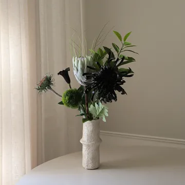 Midnight Wilderness artificial bouquet - Protea-chrysanthemum-calla-carnation, 78 cm, 7 pcs - Botané