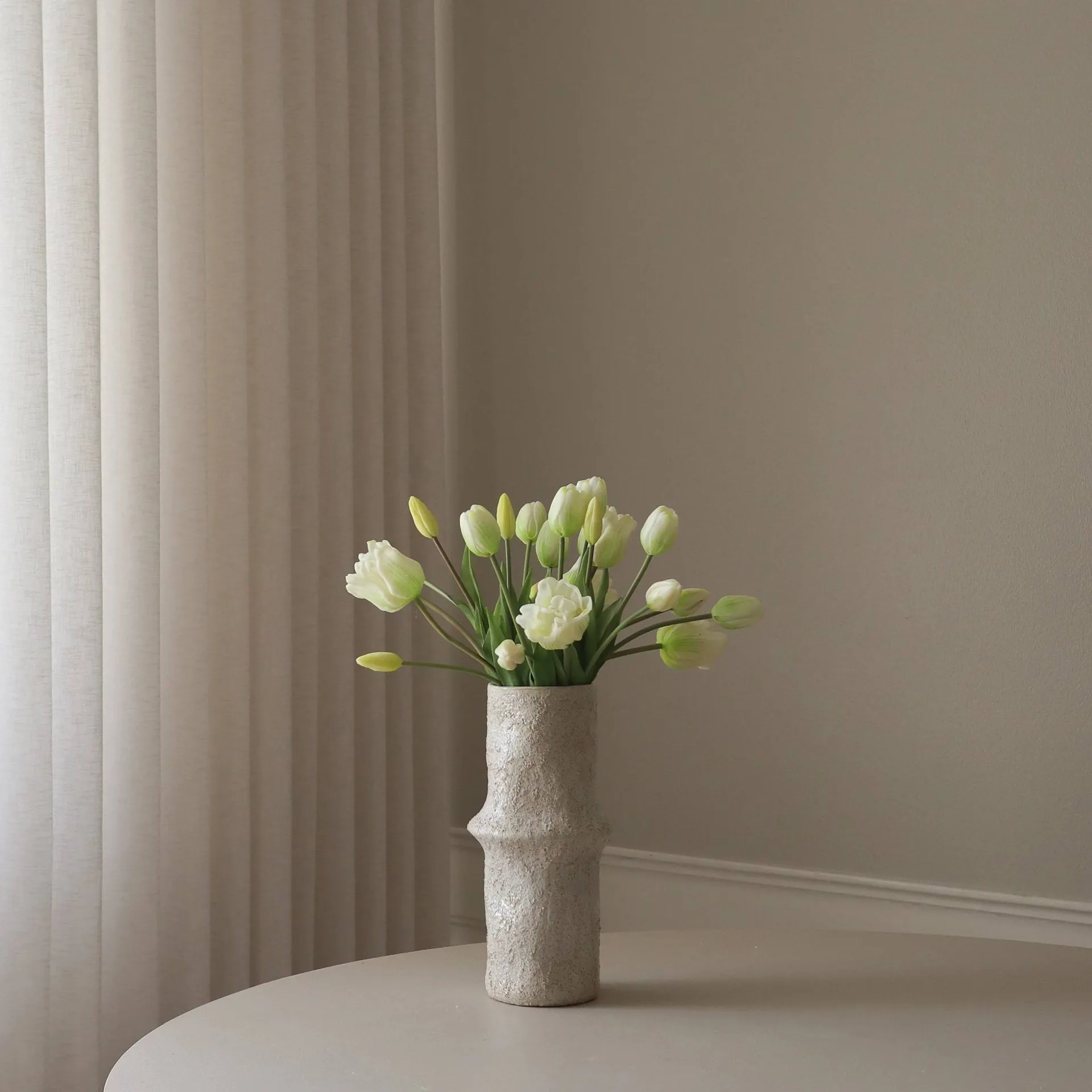 Mixed artificial tulip bouquet, White, 20 pcs Botané