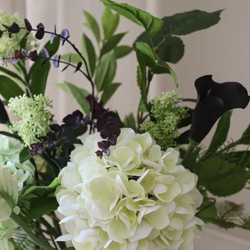 Moonlit Garden artificial bouquet - Hydrangea-parrot tulip-calla, 106 cm, 17 pcs - Botané
