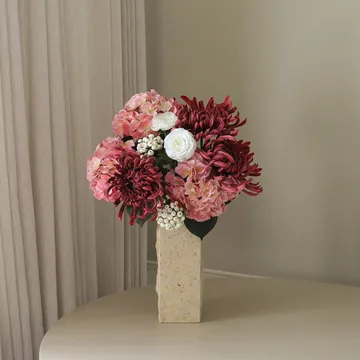 Rose reverie artificial bouquet - Hydrangea, spider chrysanthemum, ranunculus, 77 cm - Botané