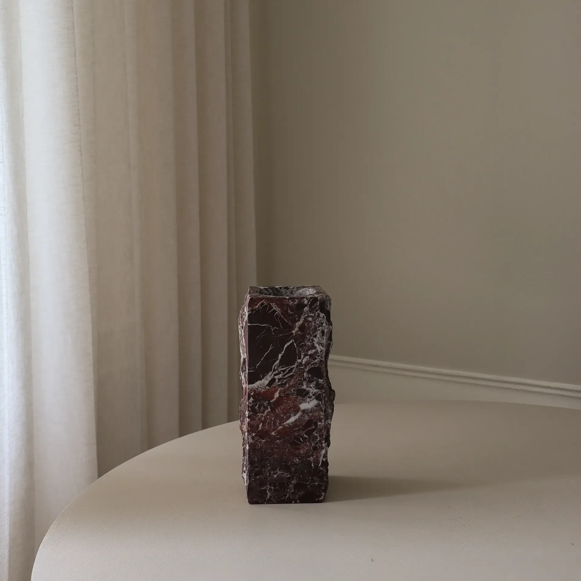 Rosso Levanto Edge marble vase, Medium, 30 cm Botané