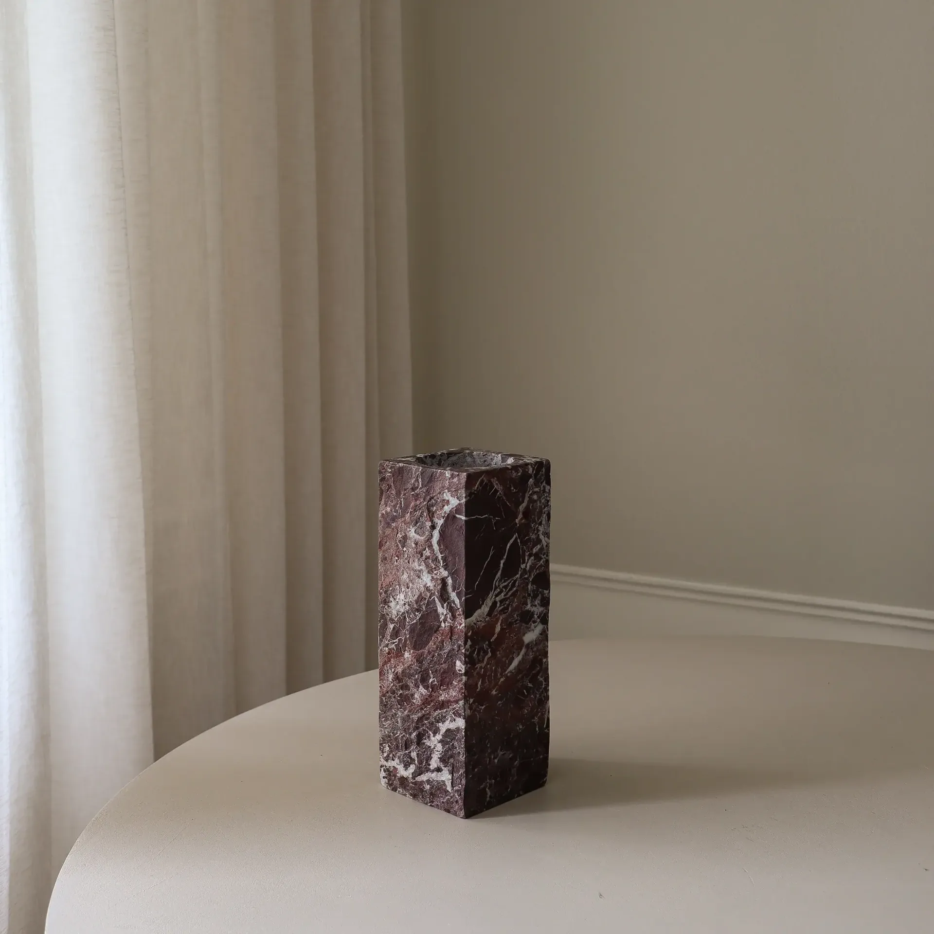 Rosso Levanto Edge marble vase, Medium, 30 cm Botané