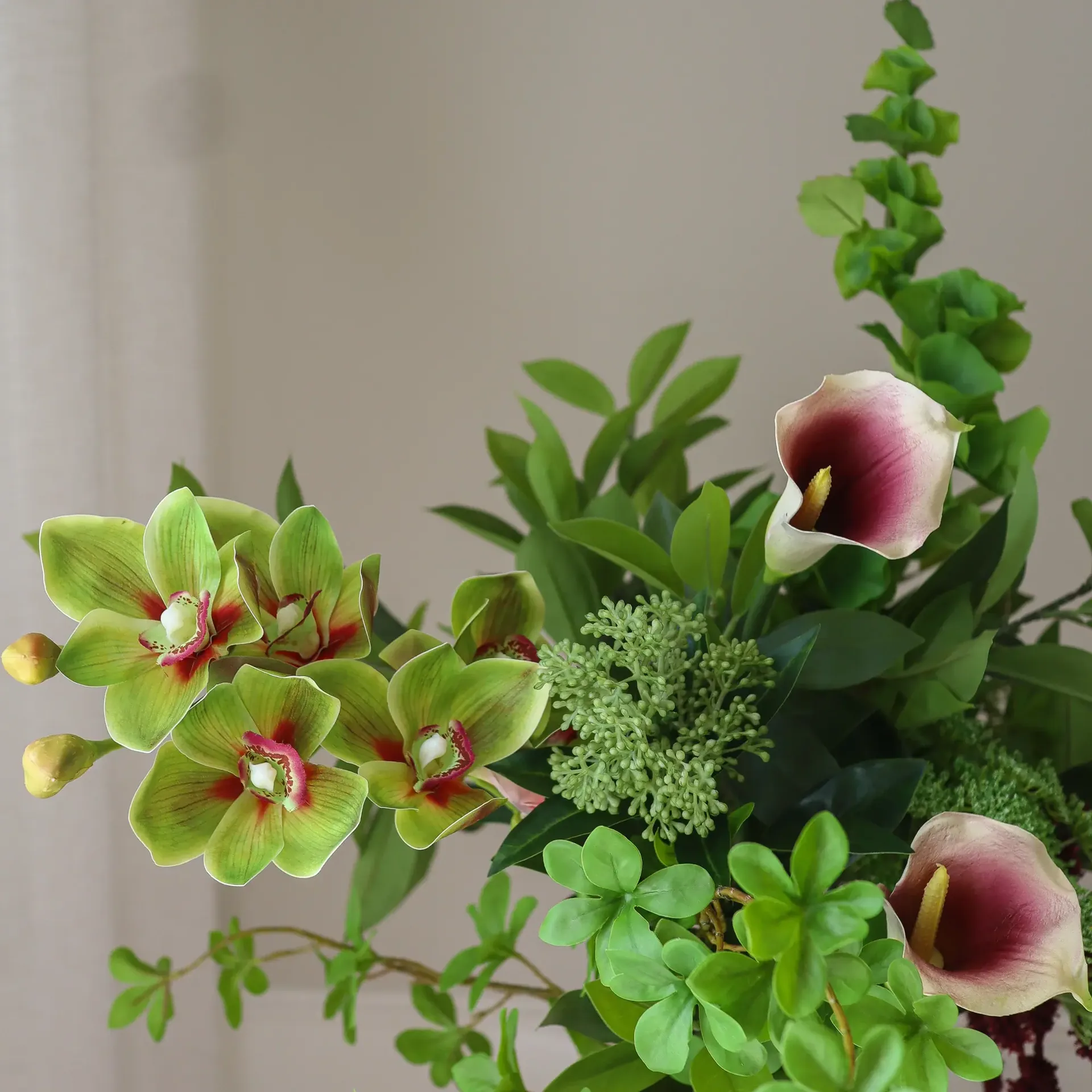 Wild Grove artificial bouquet, Calla-cymbidium orchid-queen anne’s lace, 112 cm, 16 pcs Botané