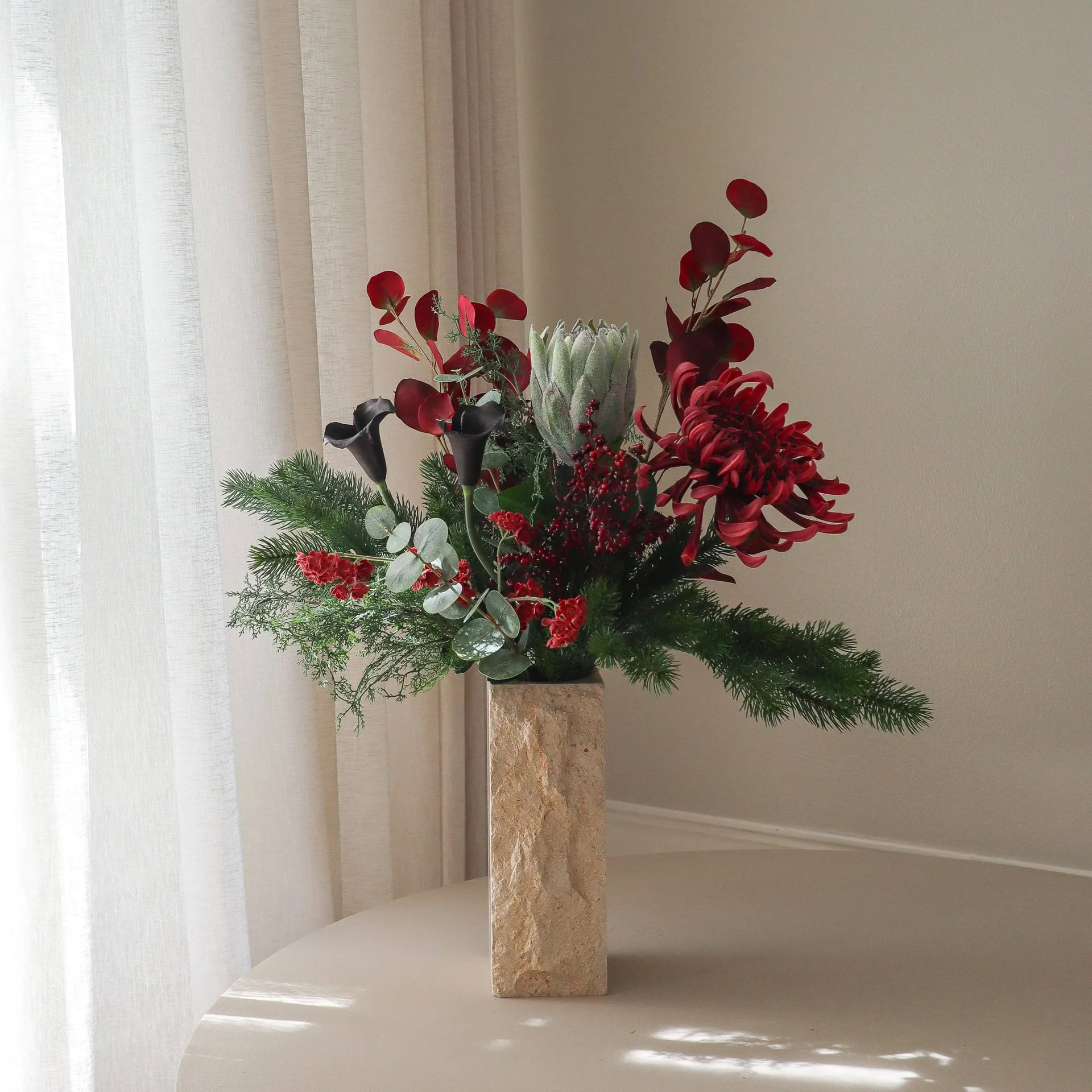 Wild winter artificial bouquet, Protea, spider chrysanthemum, calla, eucalyptus, 84 cm Botané