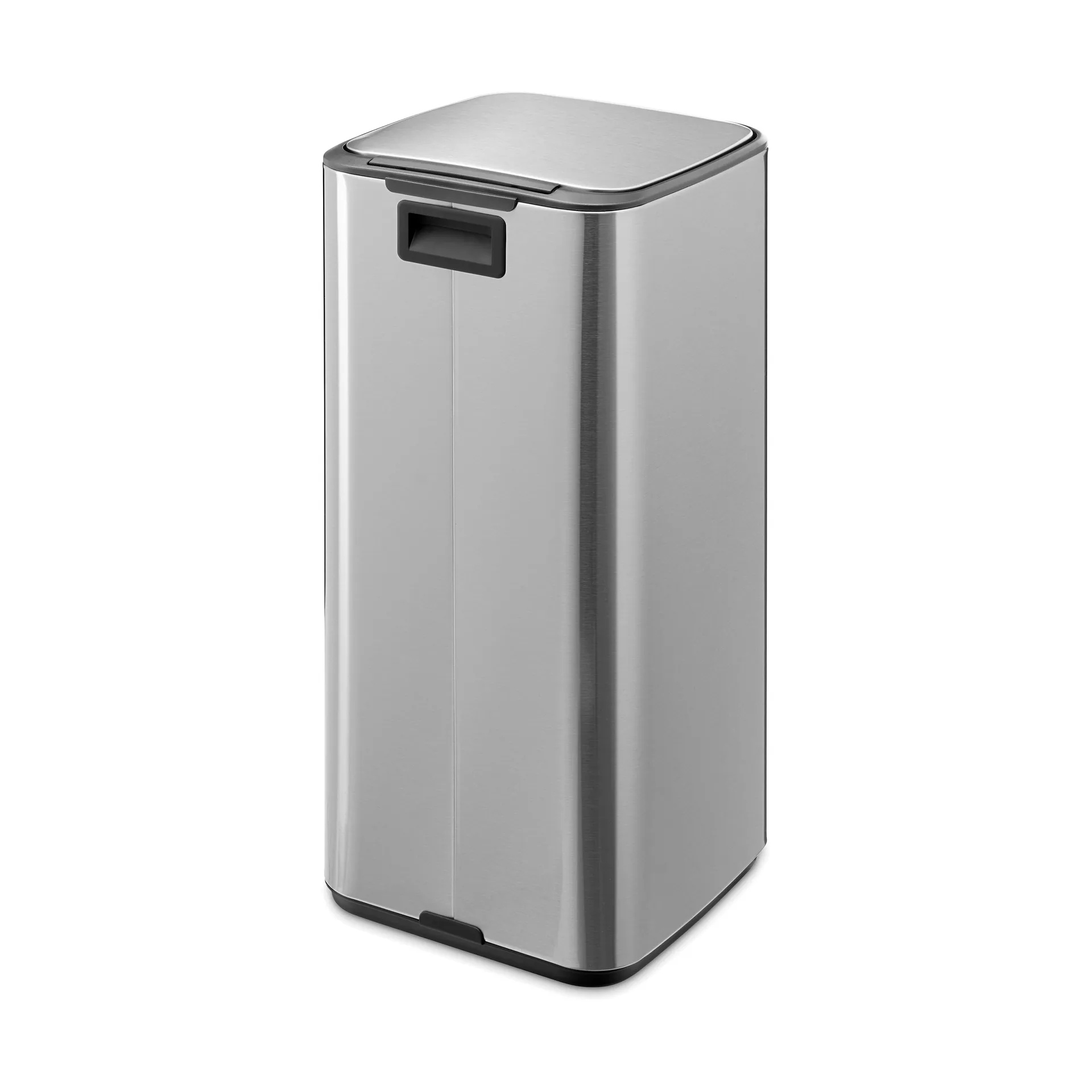 Bo pedal bin 30 L, Matte Steel Fingerprint Proof Brabantia
