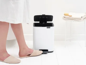 Bo pedal bin 7 L - White - Brabantia