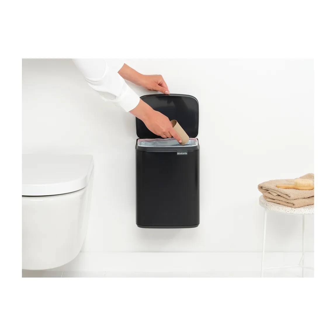 Bo waste bin 7 L, Matte black Brabantia