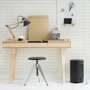 New Icon pedal bin 12 liter - matte black - Brabantia