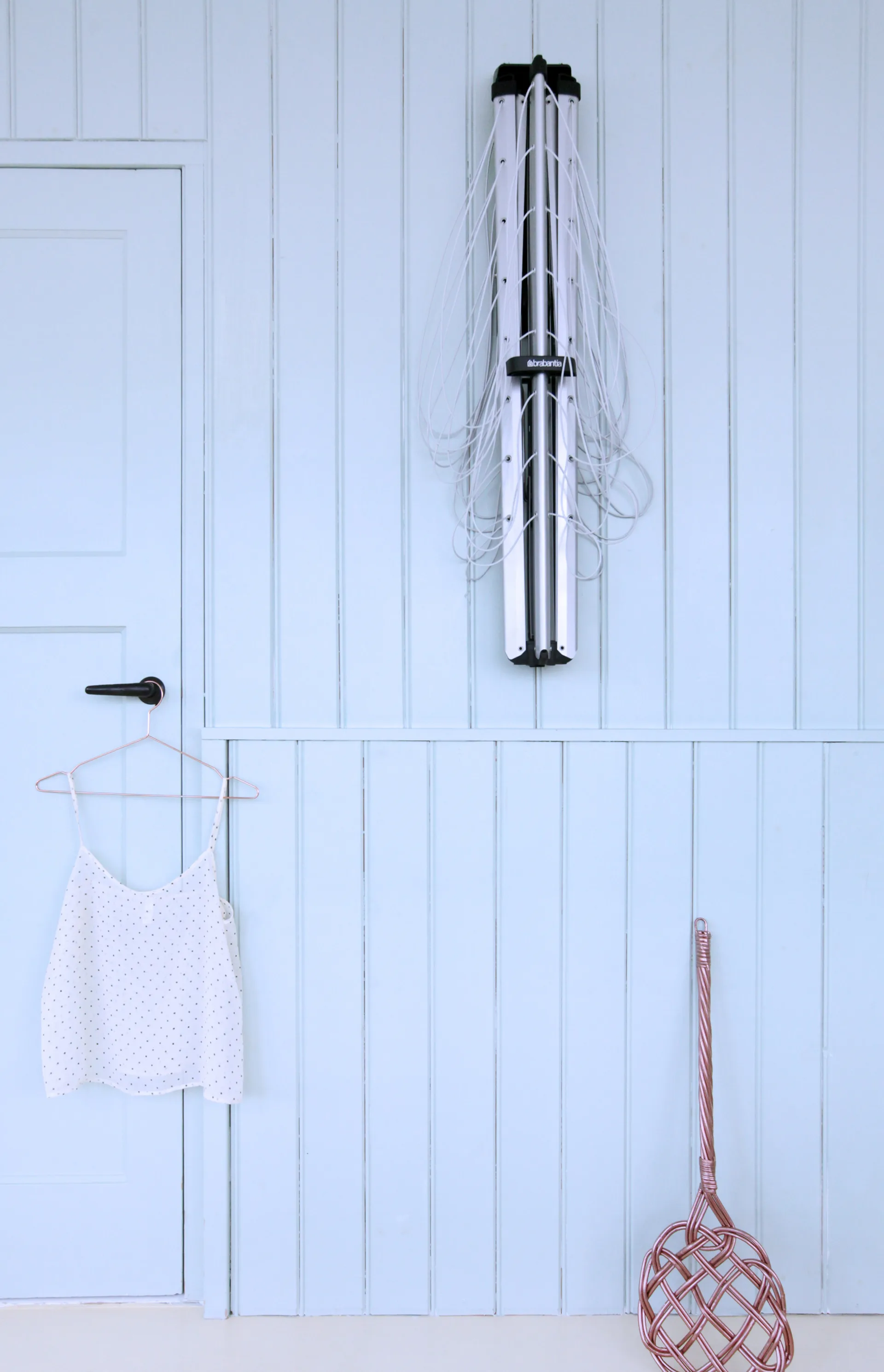 WallFix clothesline 24m with fabric cover, Grey Brabantia