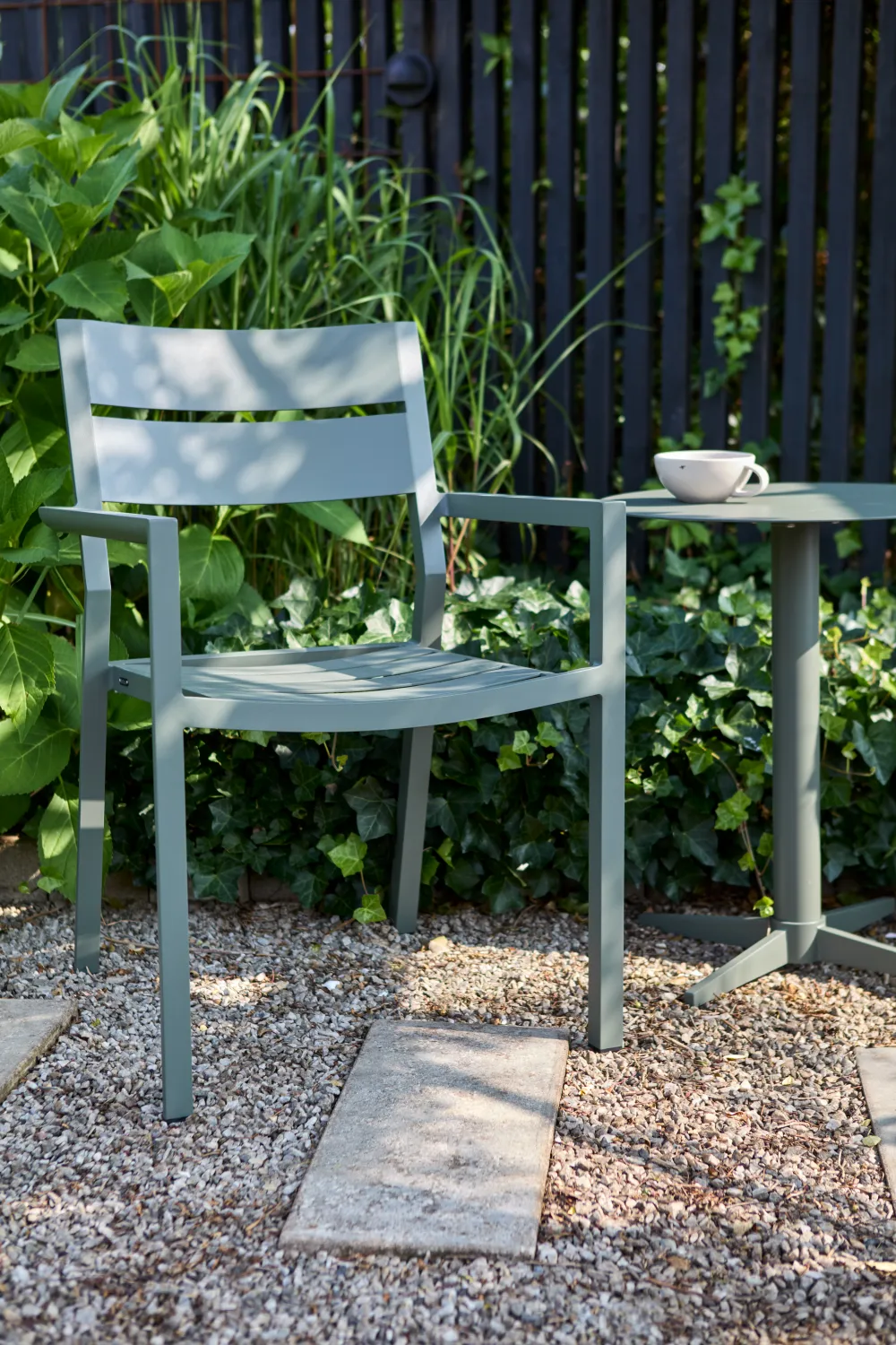 Delia armchair, Nordic green Brafab
