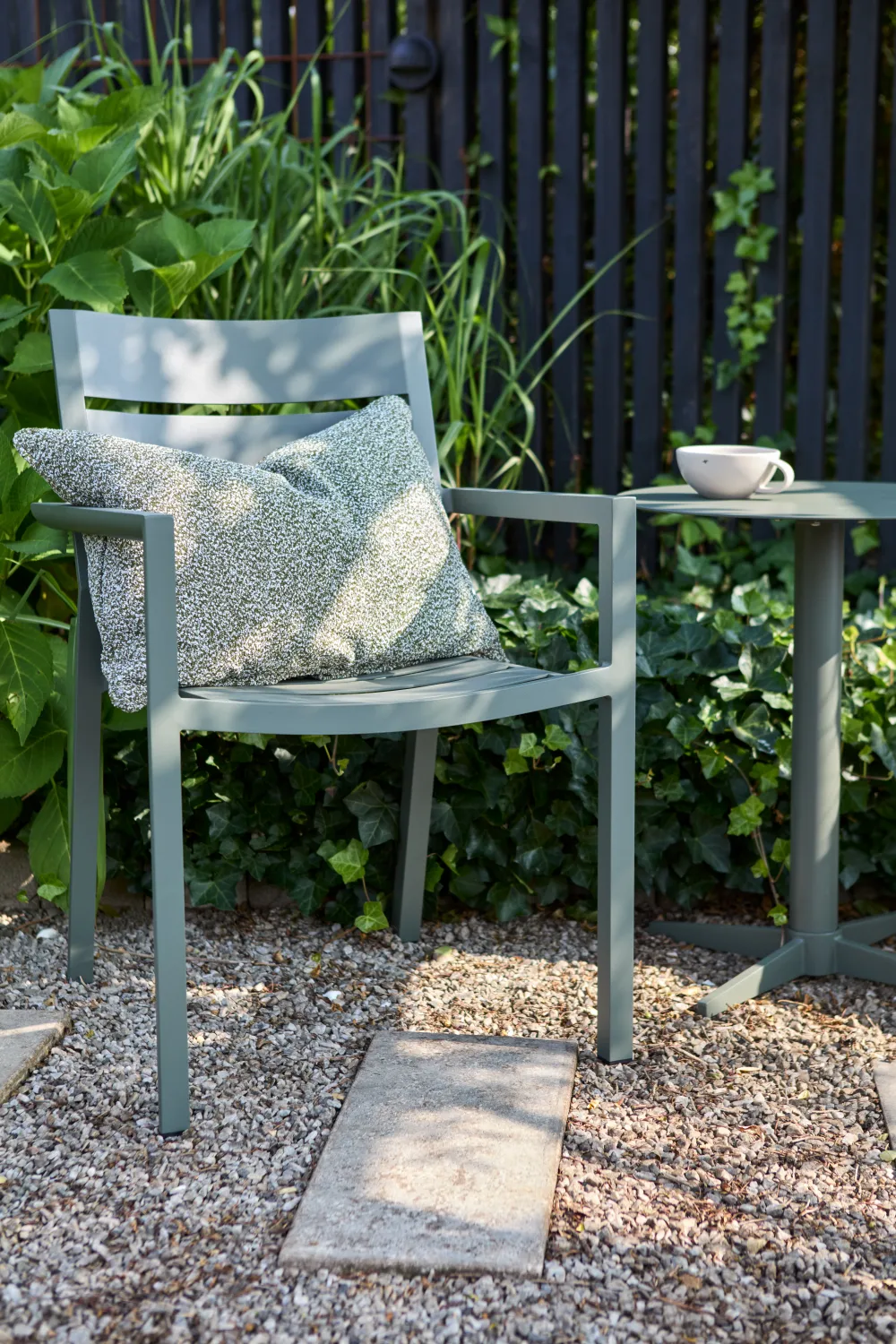 Delia armchair, Nordic green Brafab