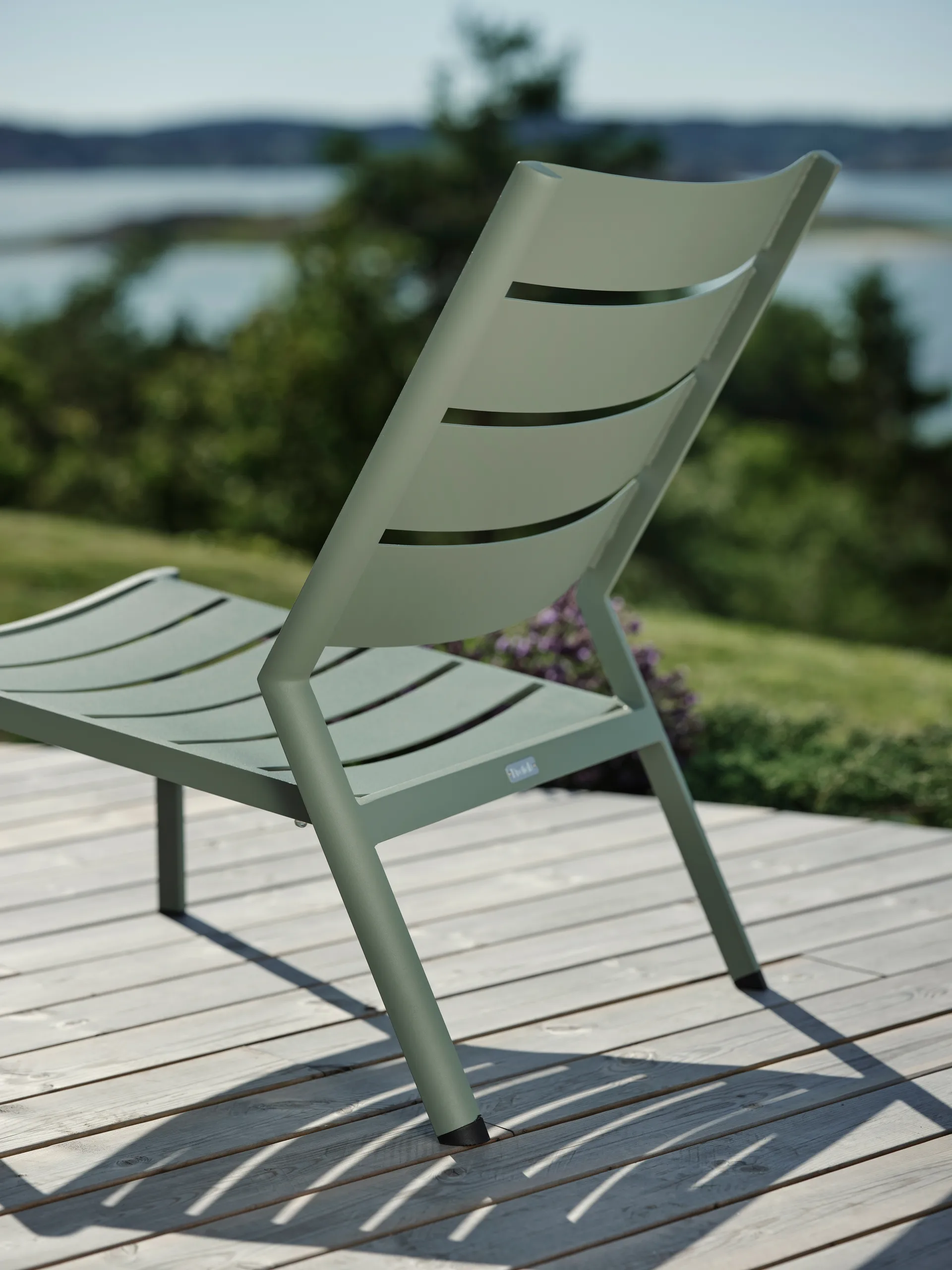 Delia lounge chair, Dusty green Brafab