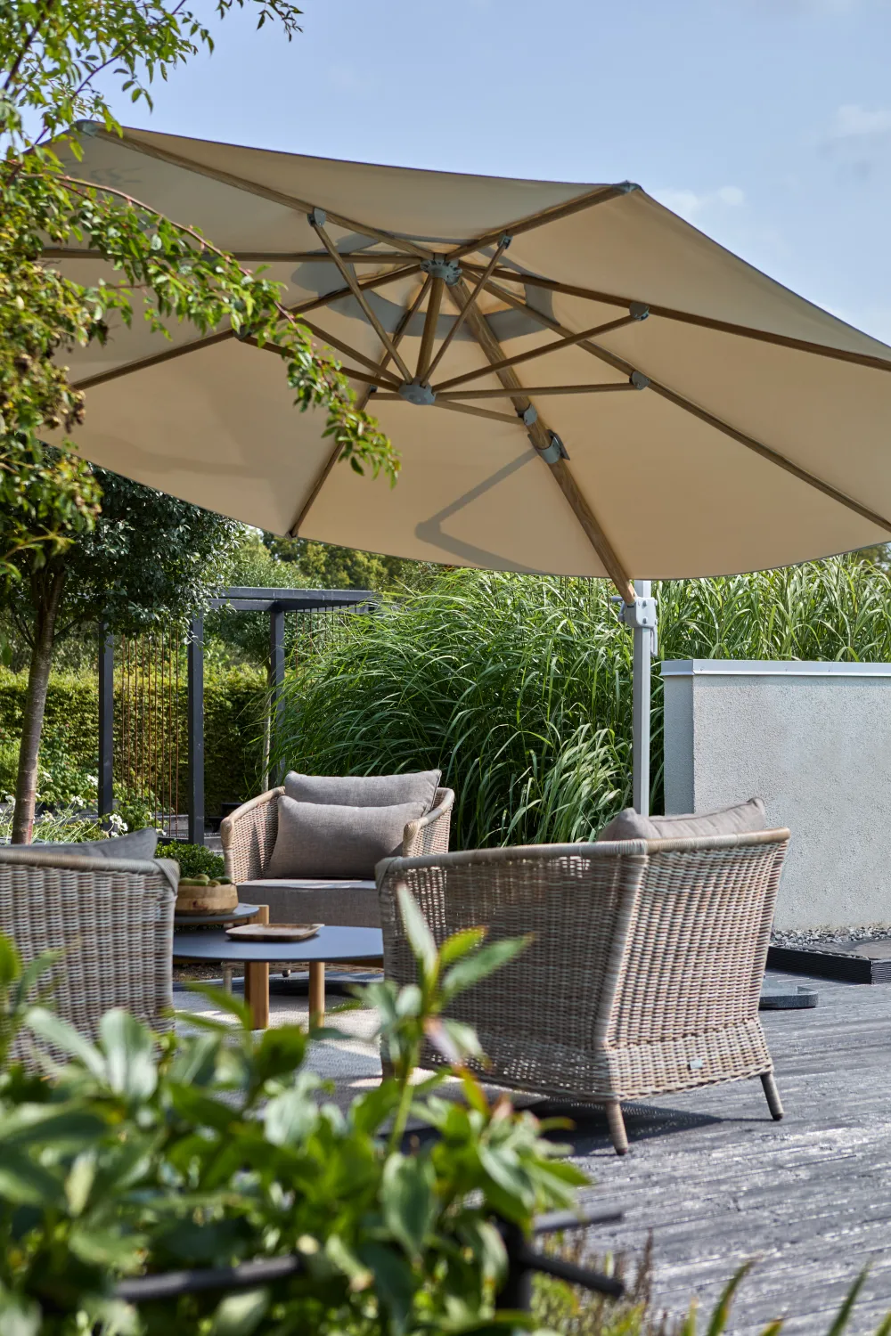 Luzzi free-hanging parasol, Khaki Brafab