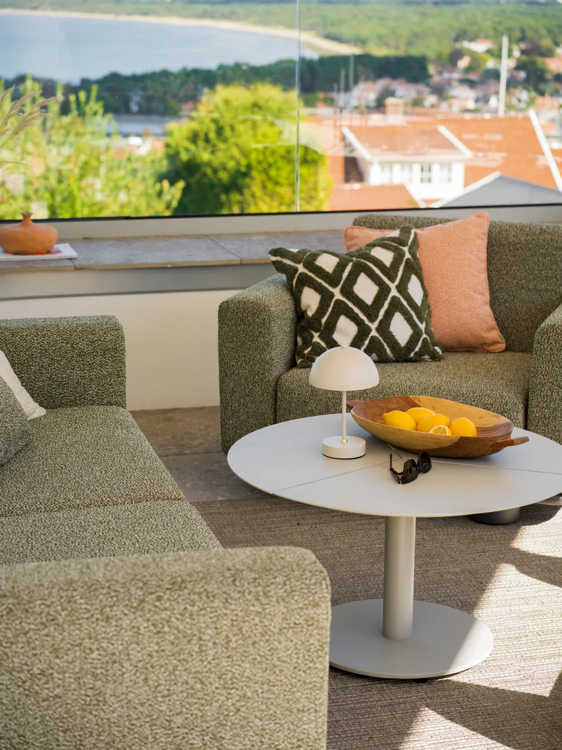 Peace coffee table, Light grey, Ø80x46 cm Brafab