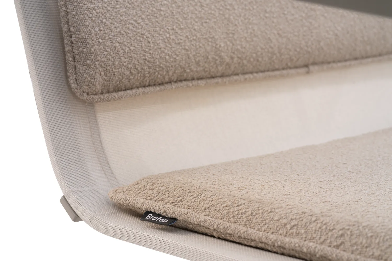 Soro lounge armchair, Khaki-teddy beige Brafab