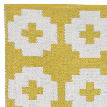 Flower rug sun (yellow) - 70x100 cm - Brita Sweden