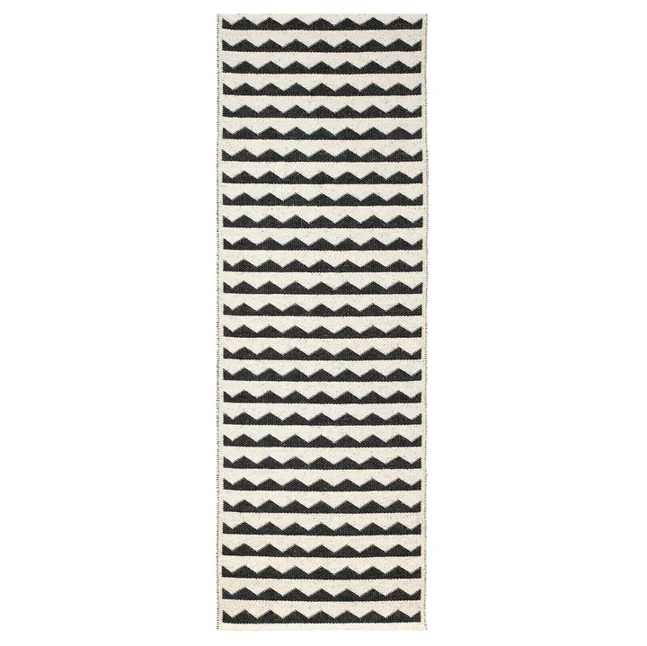 Gittan rug black - 70x100 cm - Brita Sweden