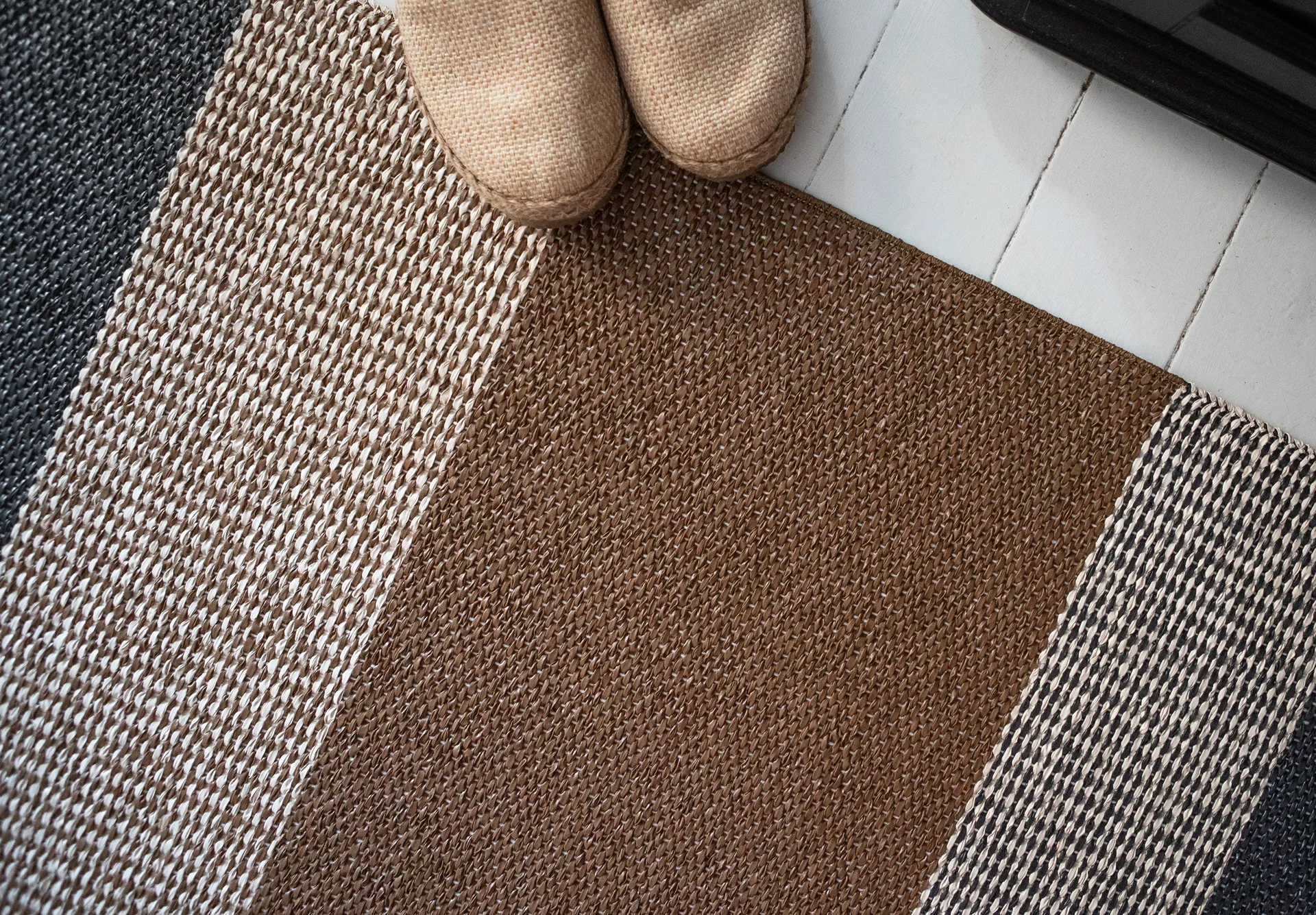 Seasons rug cacao (brown-black), 70x200 cm Brita Sweden
