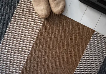 Seasons rug cacao (brown-black) - 70x300 cm - Brita Sweden