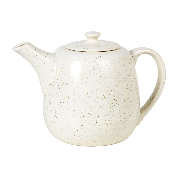 Nordic Vanilla teapot 1.3 liter - Cream with grains - Broste Copenhagen