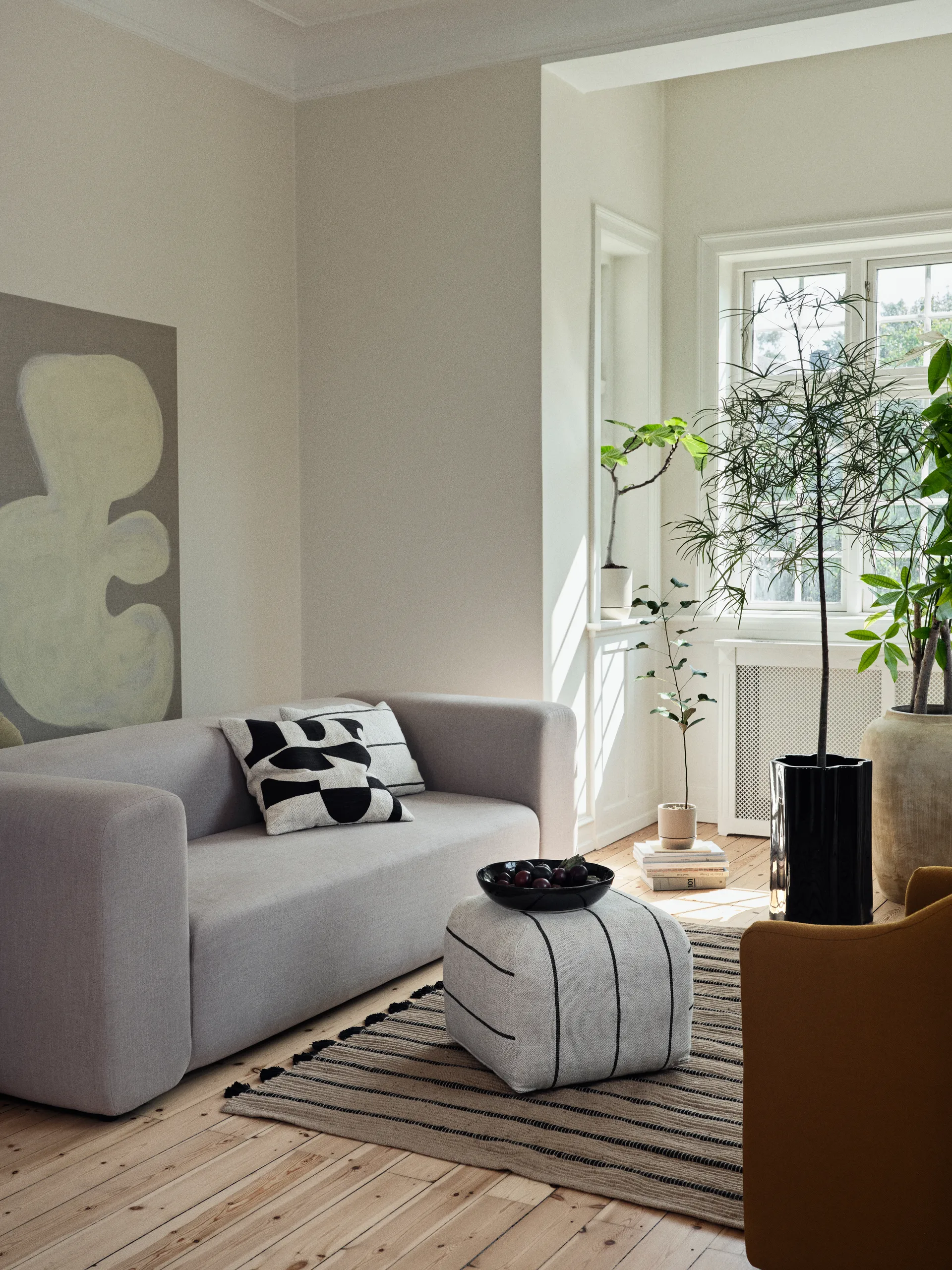 Sigrid pouf, Light beige-black, 50x50 cm Broste Copenhagen