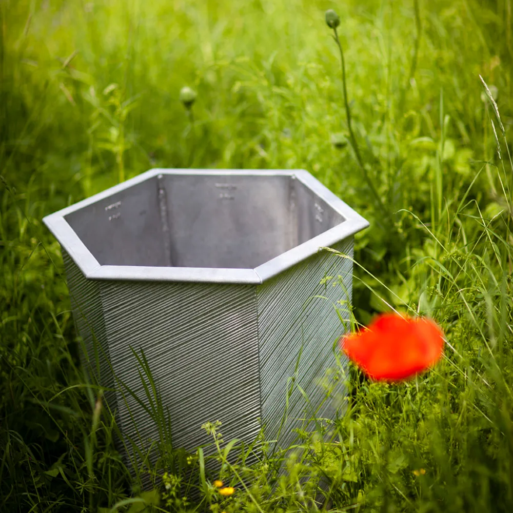 Hexagon plant pot, Black, no.3 Byarums bruk