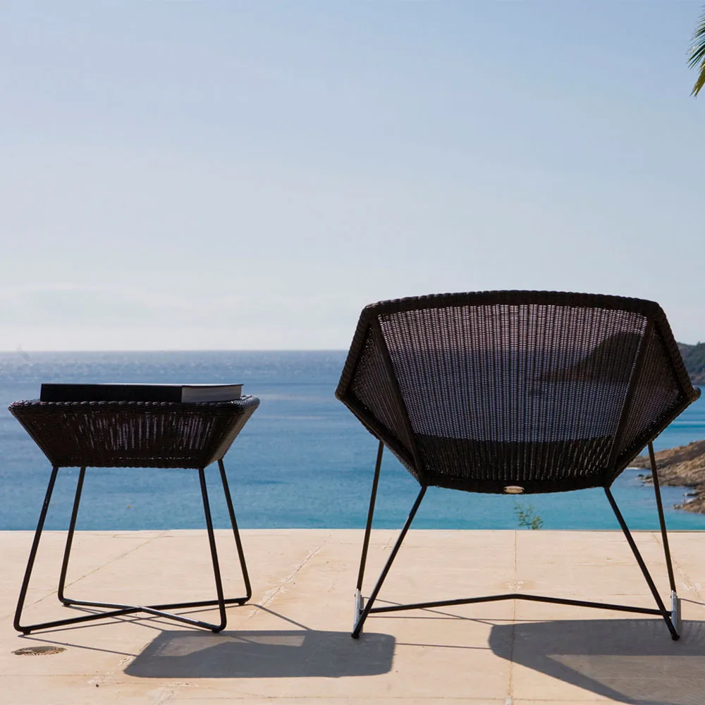 Breeze side table, Black Cane-line