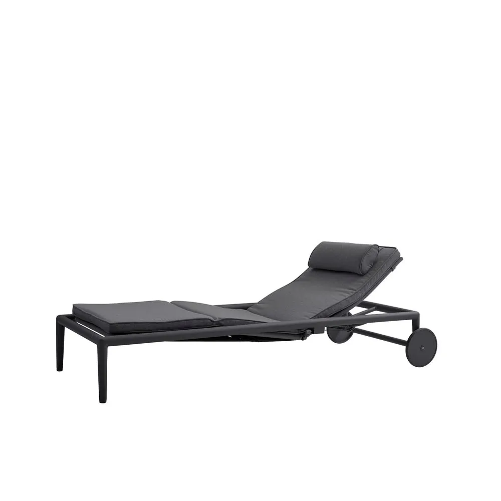Conic sun lounger, Grey Cane-line