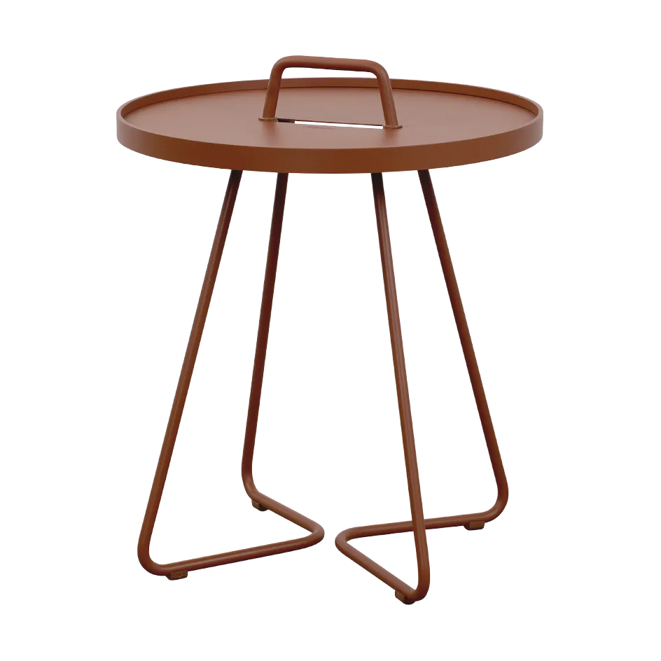 On-the-move side table Ø44 cm, Desert red Cane-line