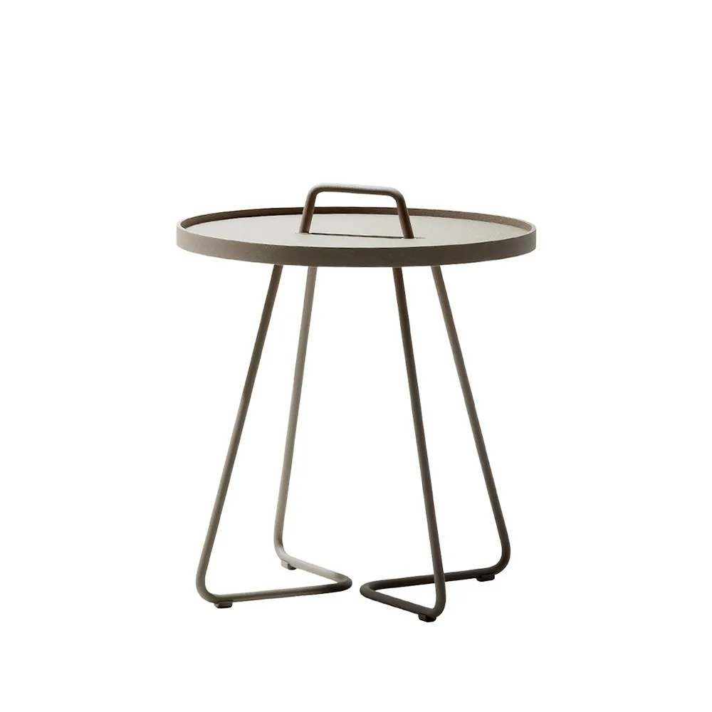 On the move table Ø44 cm, Taupe Cane-line