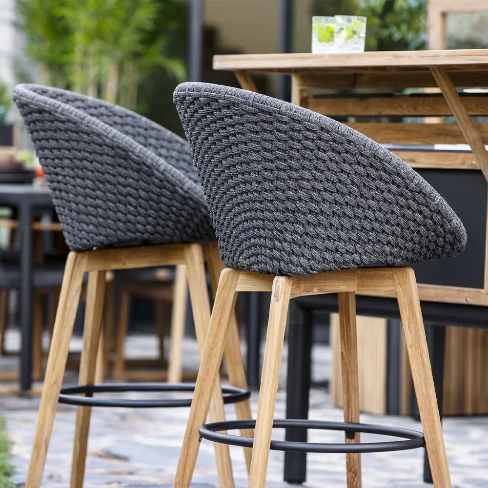 Peacock barstool, Dark grey, teak legs Cane-line