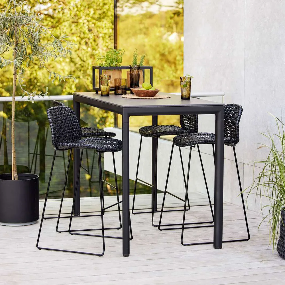 Vibe bar stool, Black Cane-line