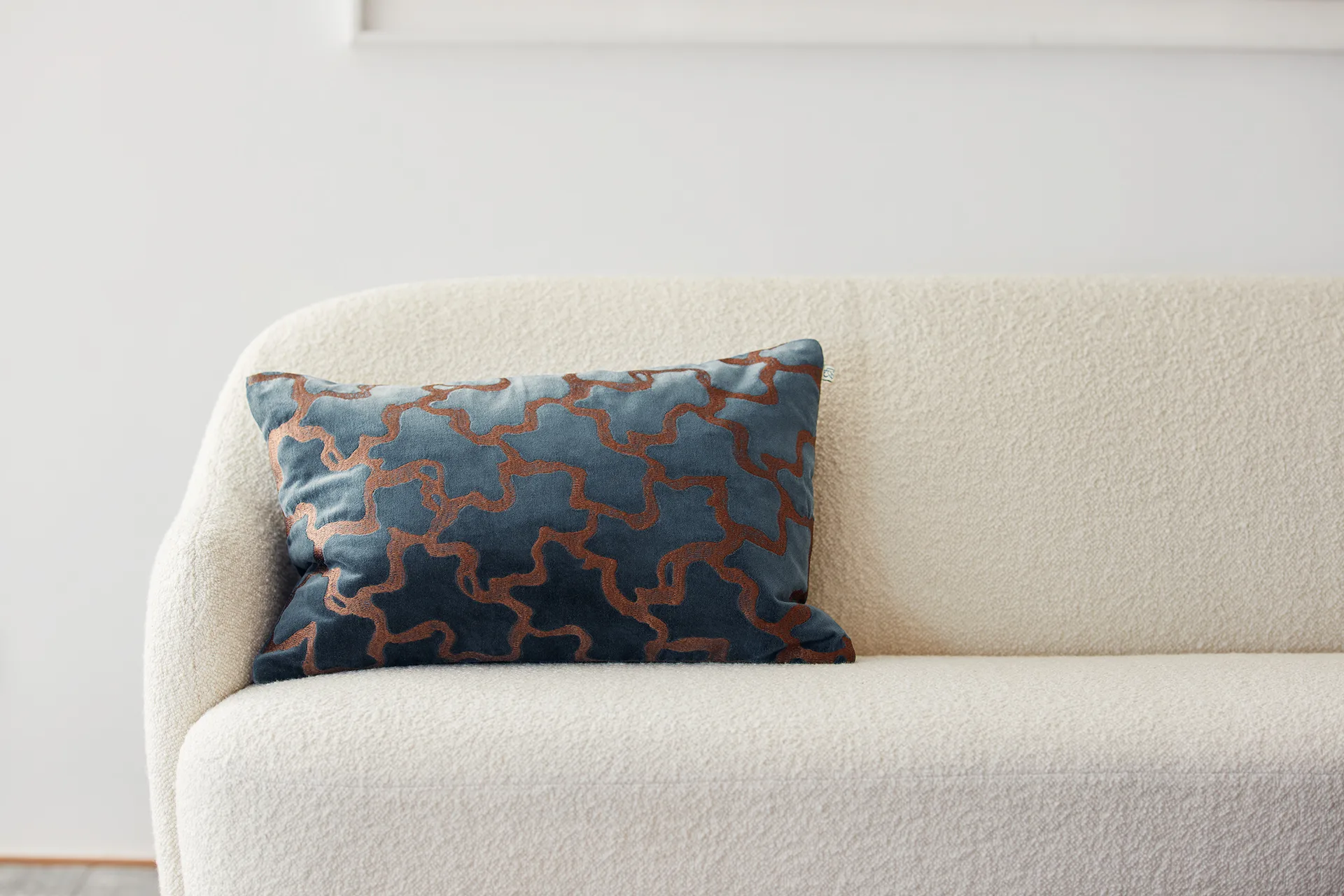 Chand pillowcase 40x60 cm, Sea blue-cognac Chhatwal & Jonsson