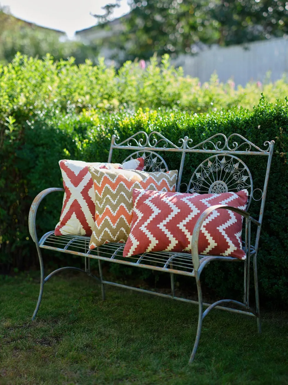 Ikat Bangalore outside cushion 50x50 cm, Beige-apricot orange Chhatwal & Jonsson