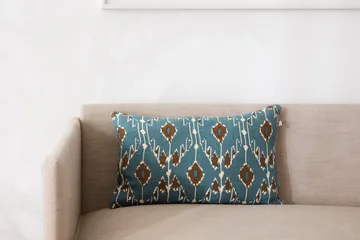 Ikat Goa pillowcase 60x40 cm - Heaven blue-taupe - Chhatwal & Jonsson