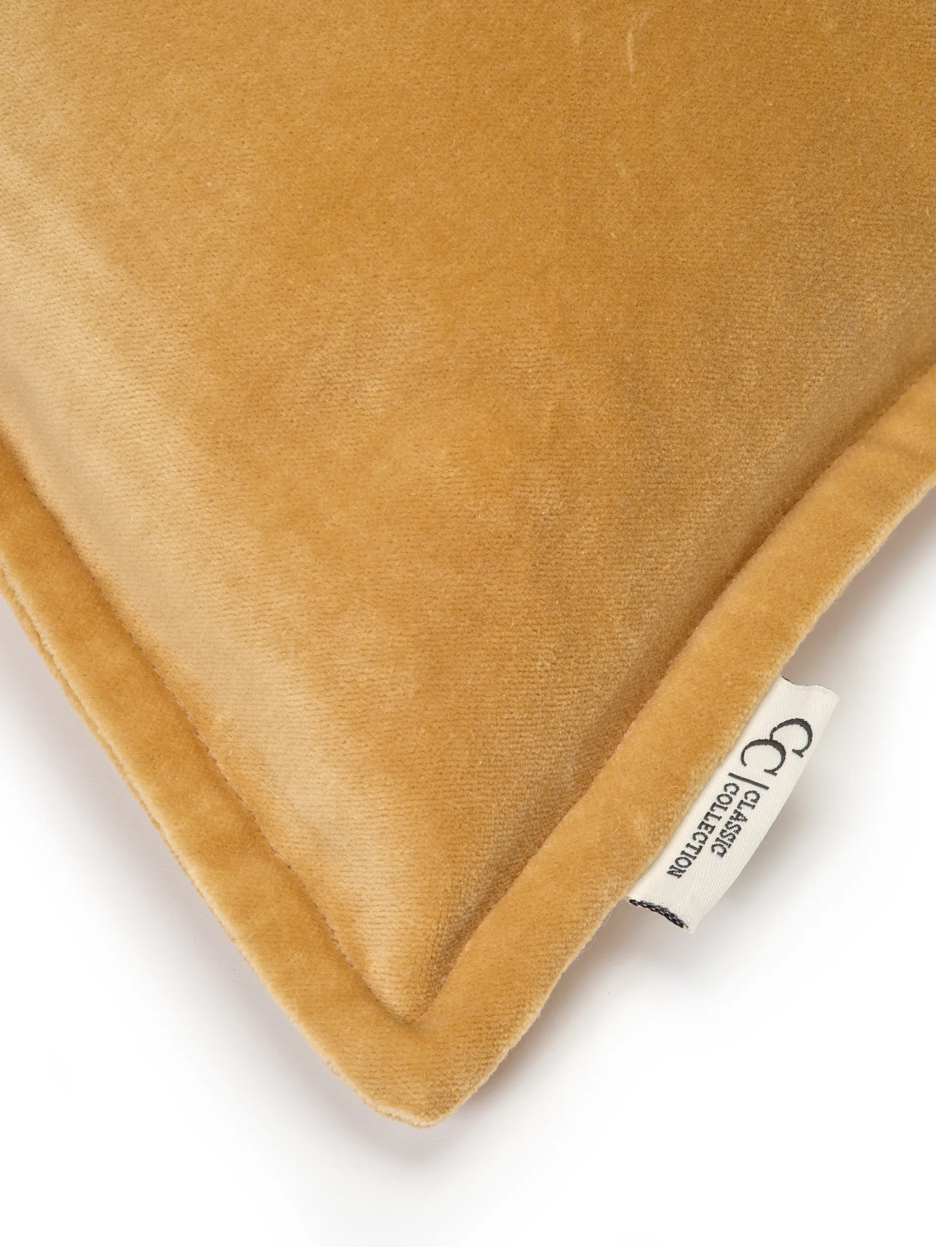 Classic Velvet cushion cover 50x50 cm, Yellow Classic Collection