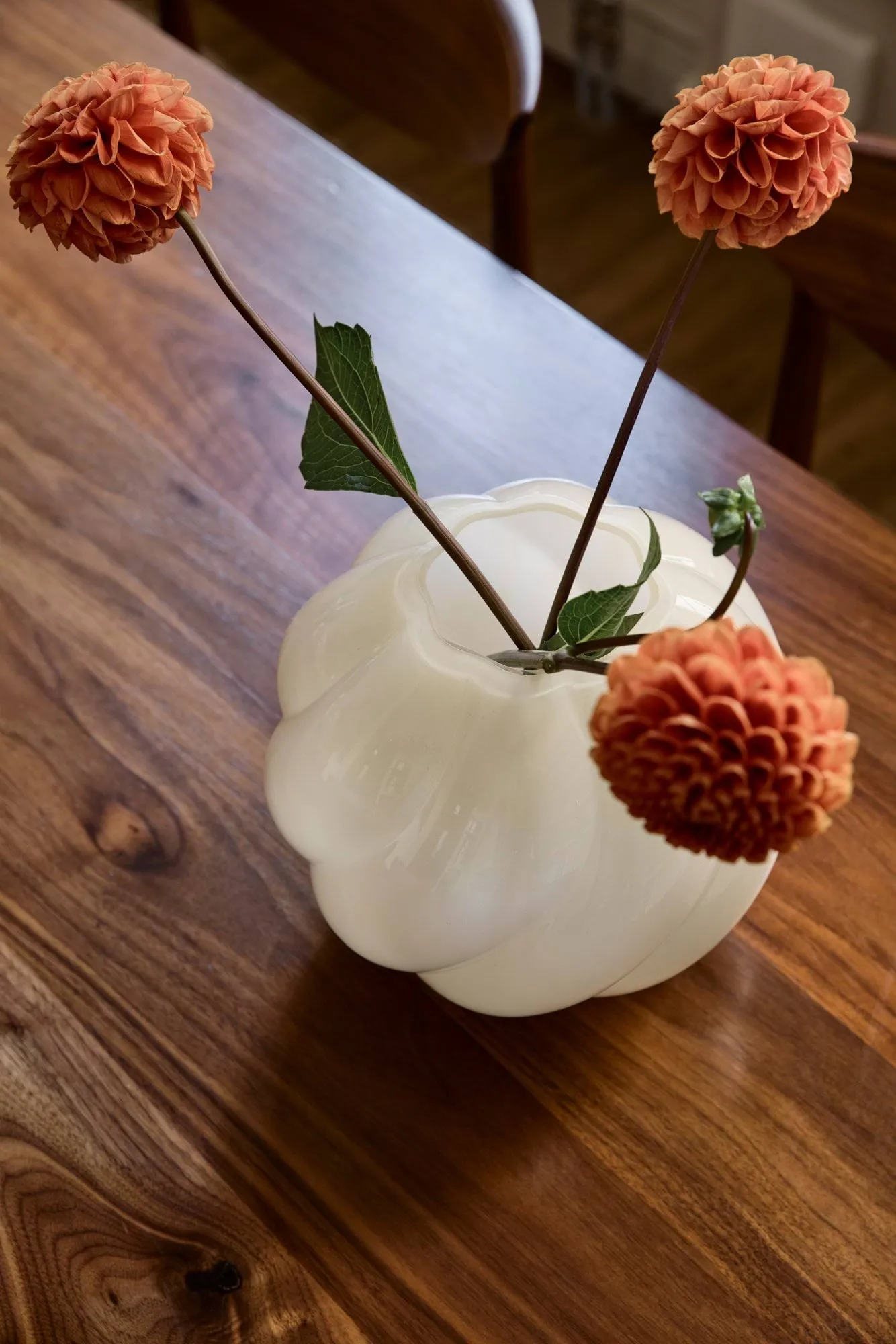 Twist ball vase 20 cm, Butter yellow Cooee Design