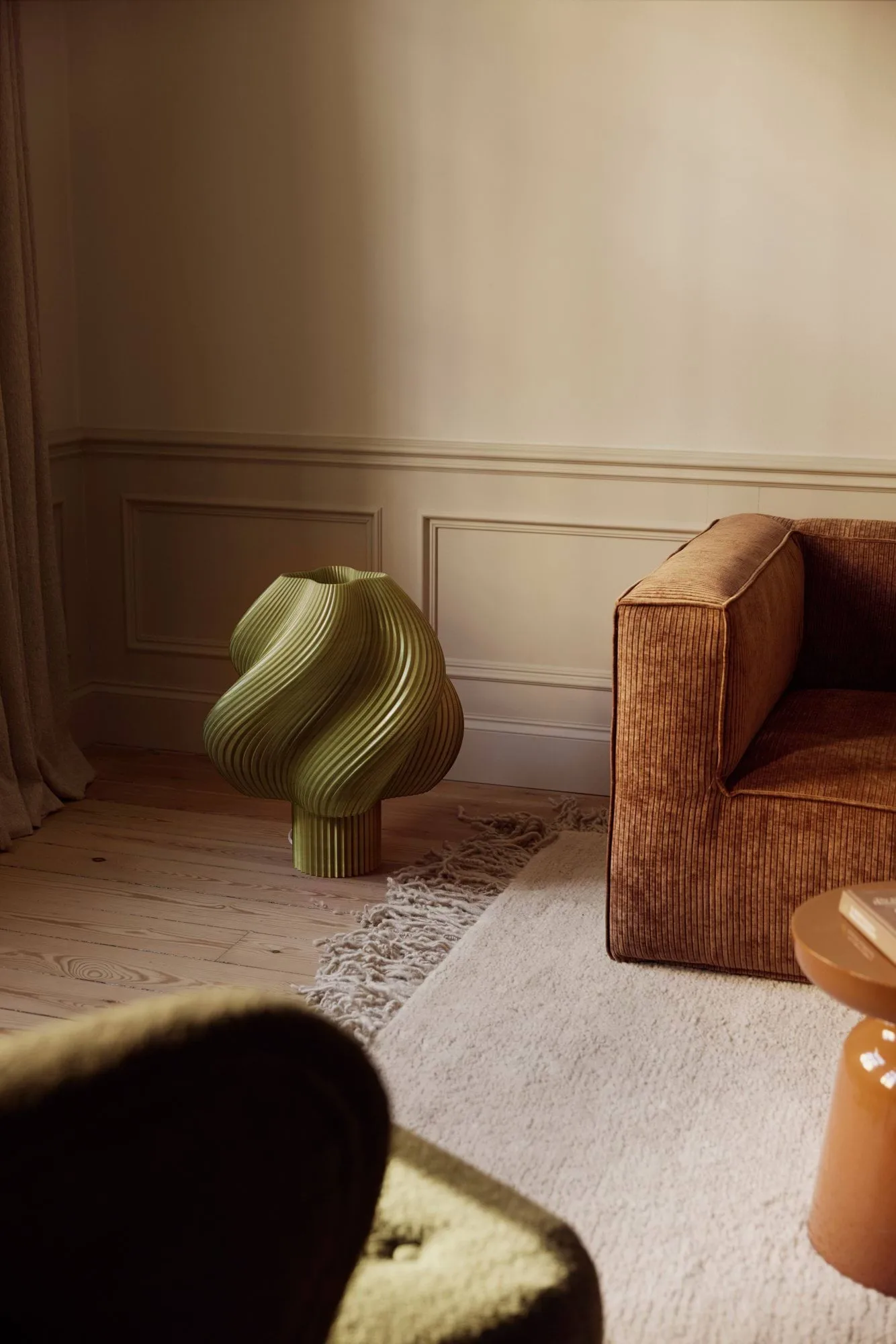 Soft Serve floor lamp, Olive, Mega, 63 cm Crème Atelier