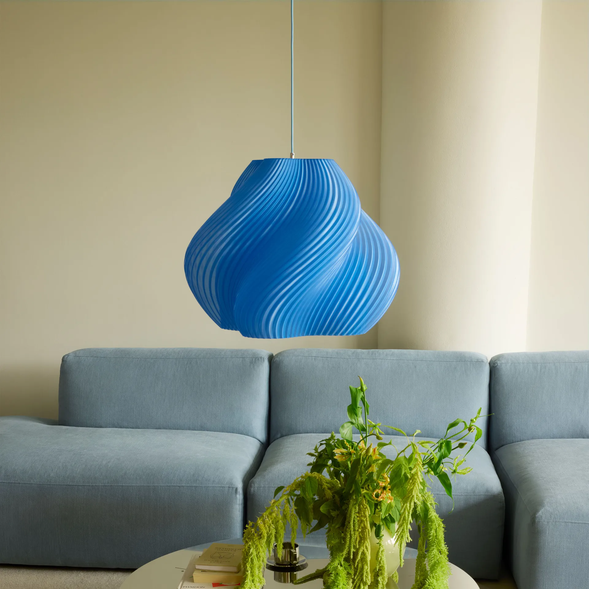 Soft Serve pendant, Blueberry sorbet-brass, Mega, 60 cm Crème Atelier