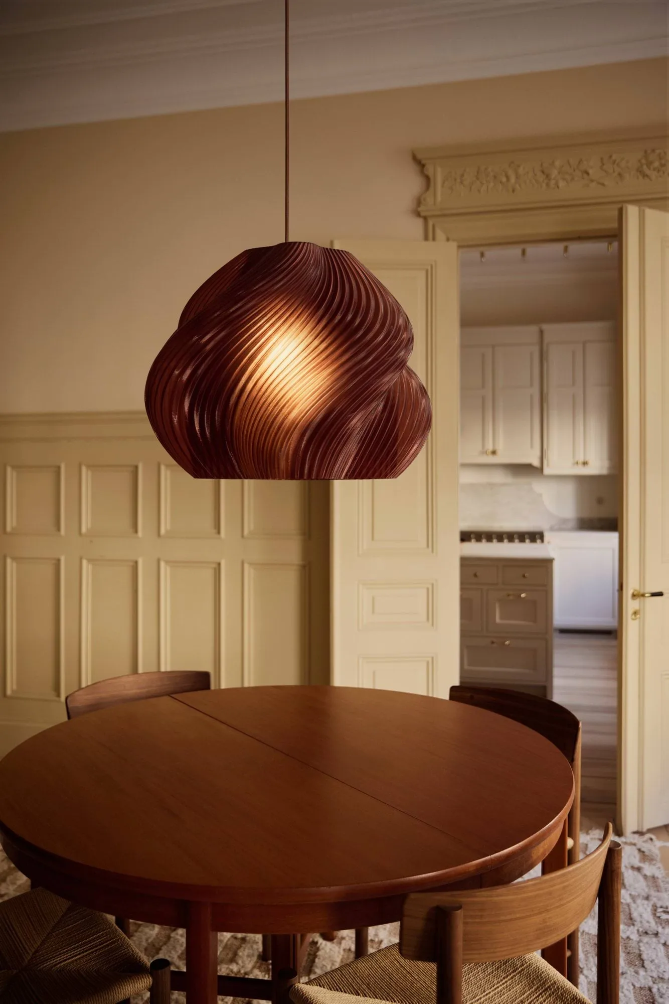 Soft Serve pendant, Cherry-chrome, Mega, 60 cm Crème Atelier
