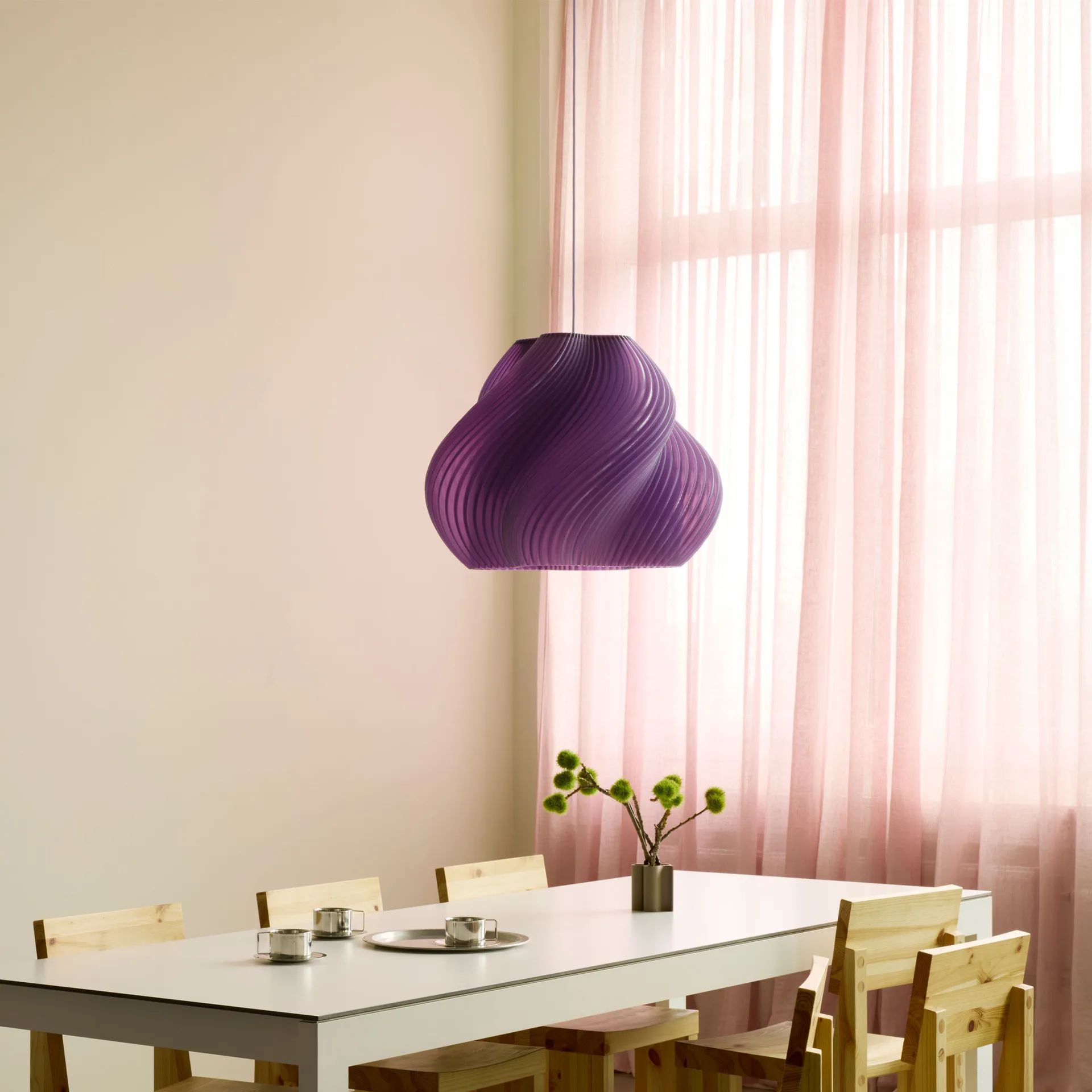 Soft Serve pendant, Lavender sorbet-brass, Mega, 60 cm Crème Atelier