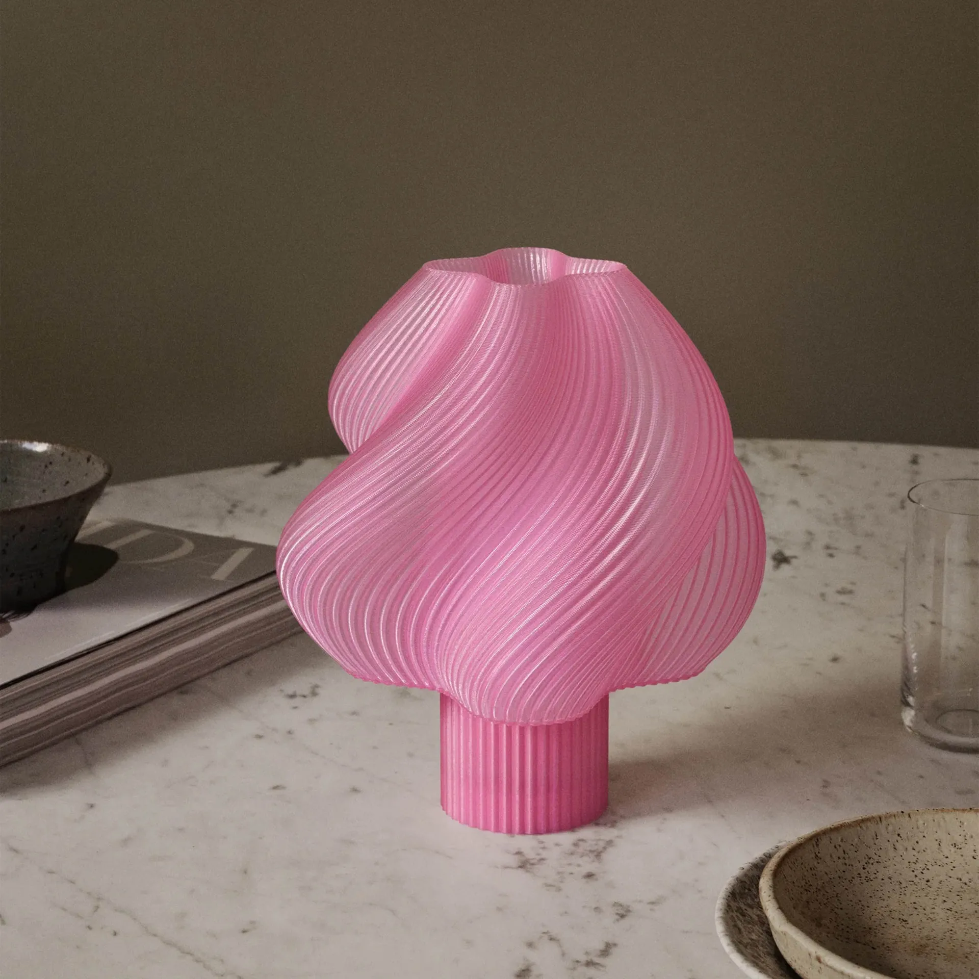 Soft Serve portable table lamp, Rose sorbet, 23 cm Crème Atelier