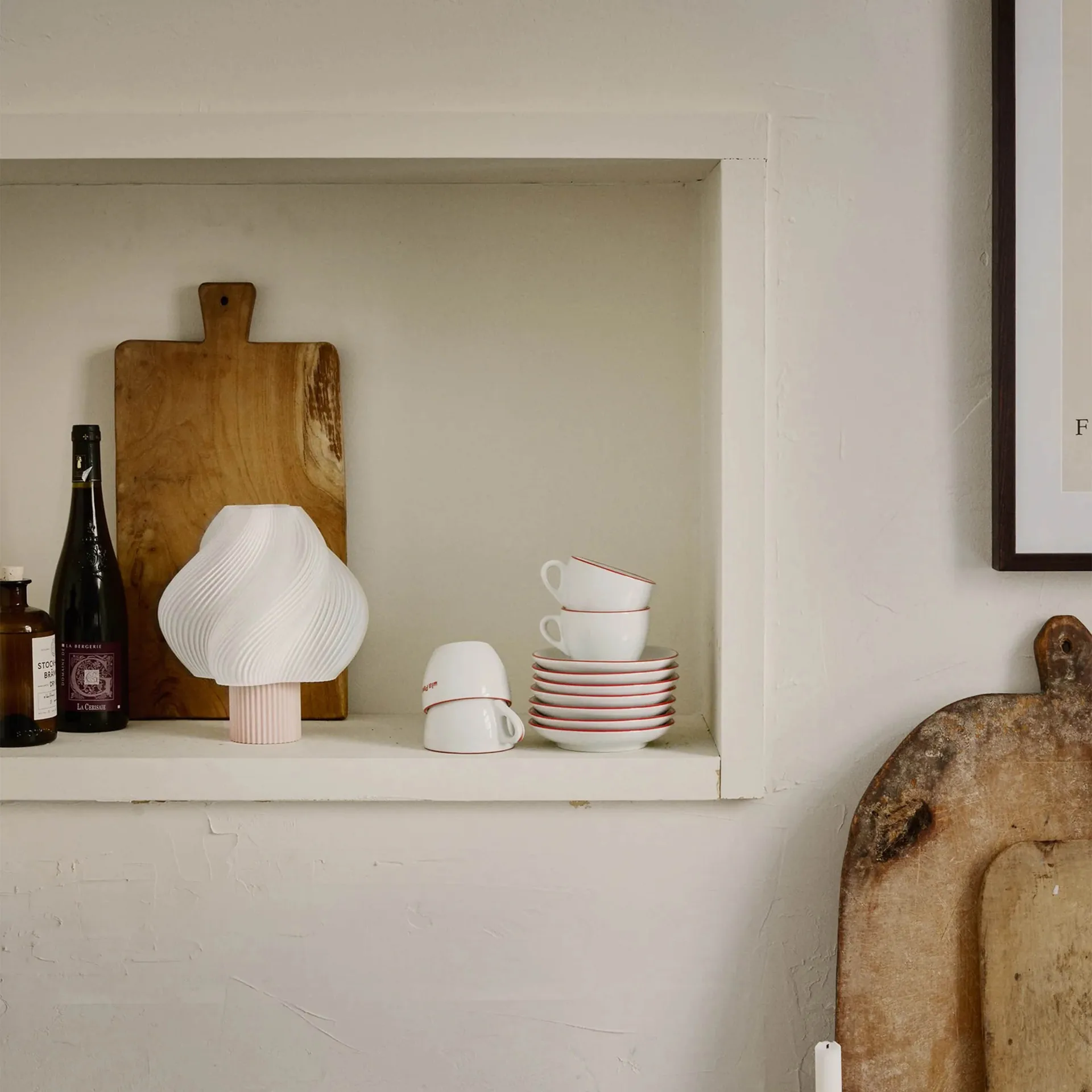 Soft Serve portable table lamp, Wild strawberry, 23 cm Crème Atelier