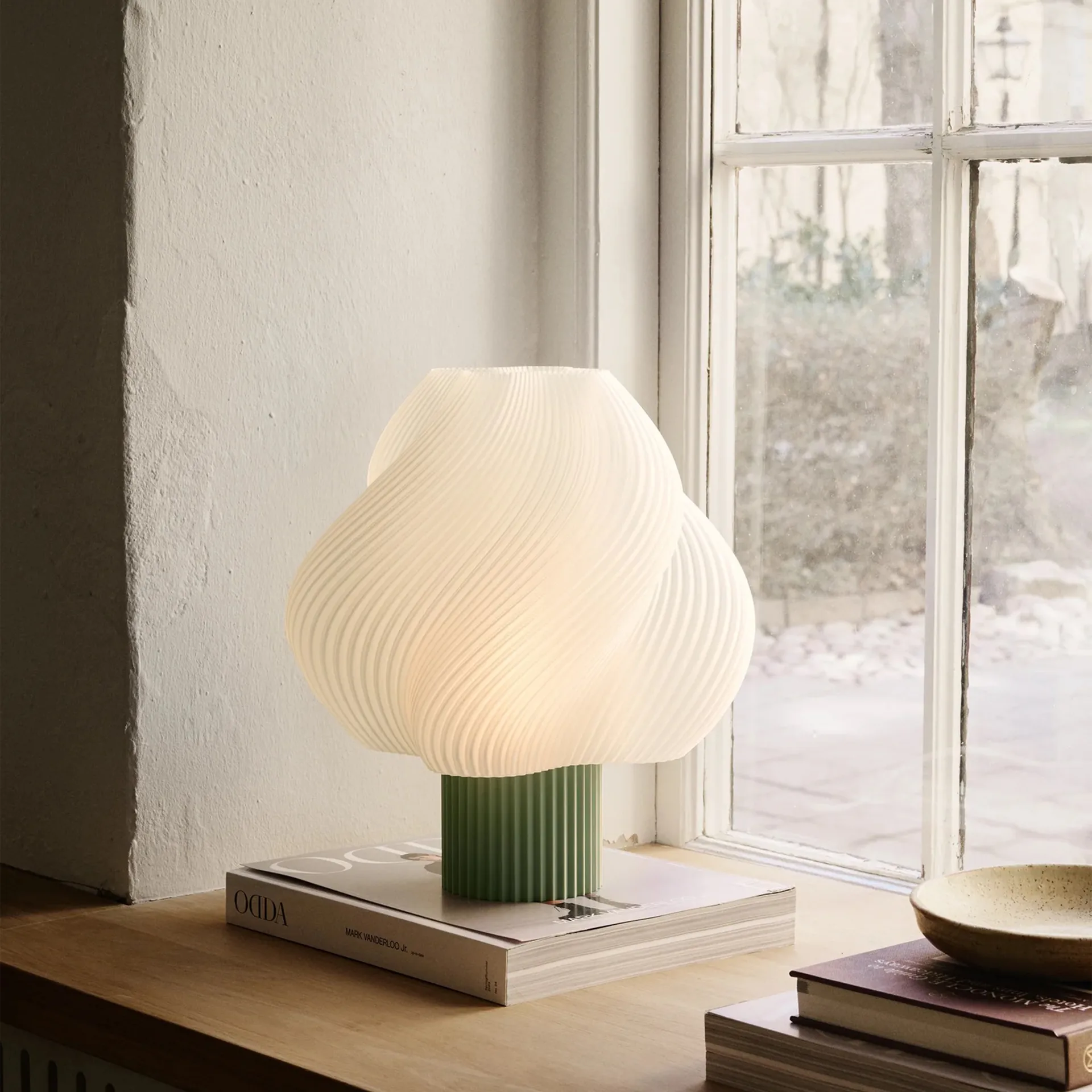 Soft Serve table lamp, Matcha, Grande, 34 cm Crème Atelier