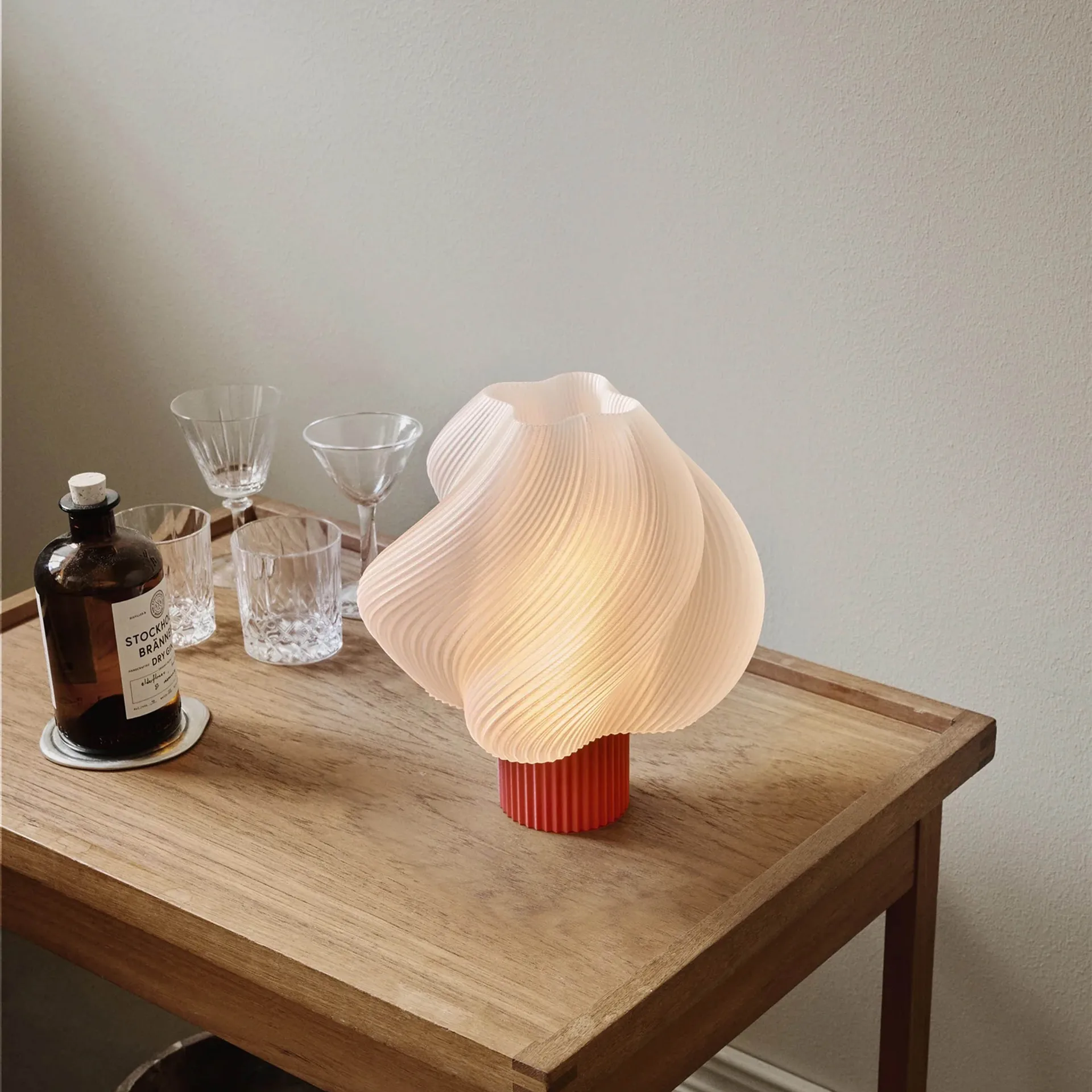 Soft Serve table lamp, Rhubarb, Regular, 26 cm Crème Atelier