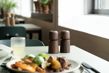 Stockholm spice mill - Natural, FSC walnut, 11 cm - Crushgrind