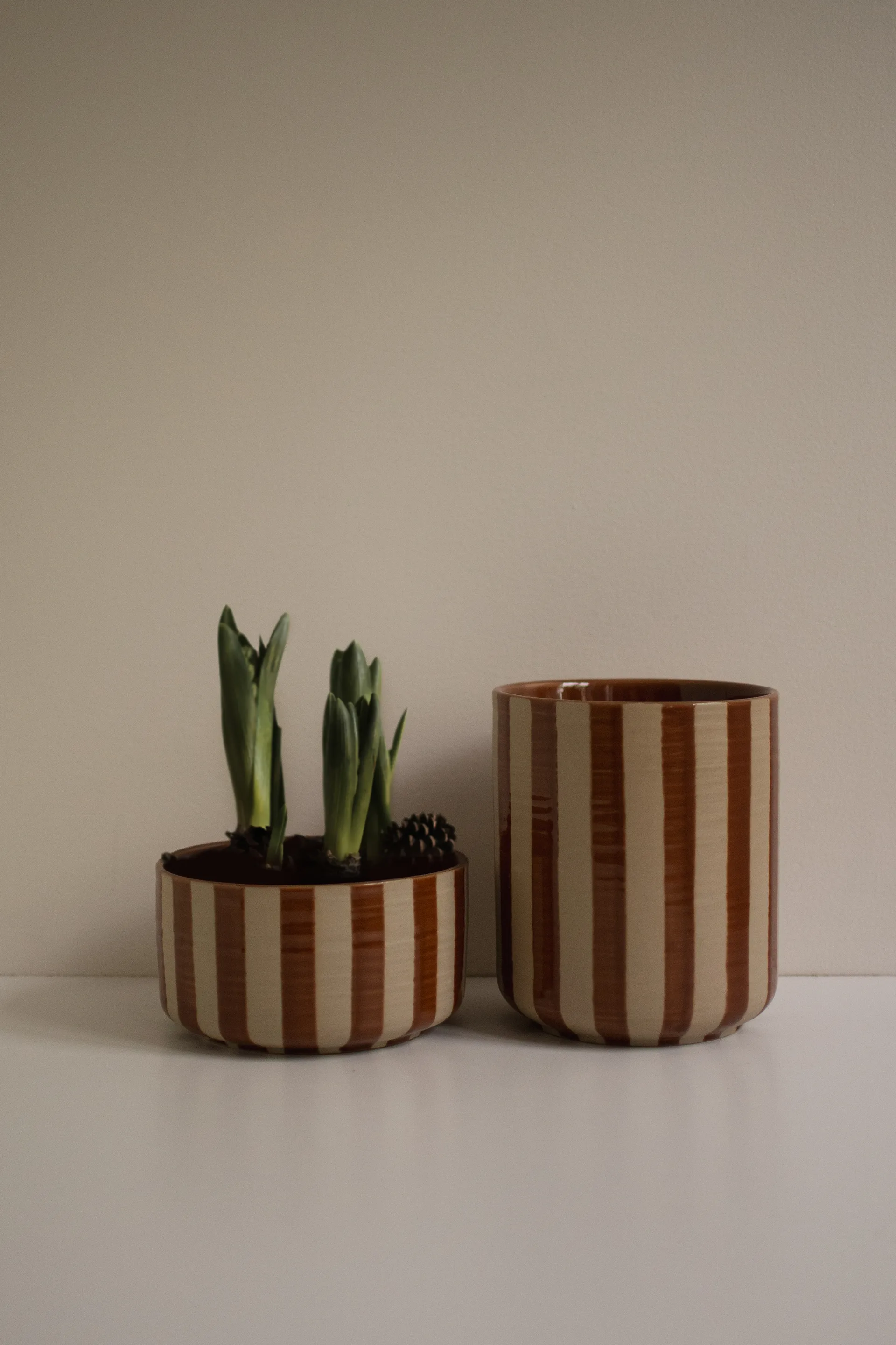 Line pot Ø14x16 cm, Stripe nougat DBKD